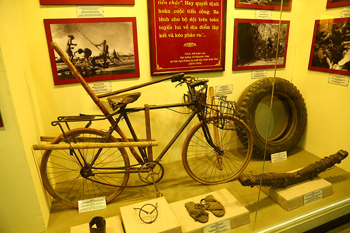 exhibition of war museum dien bien phu